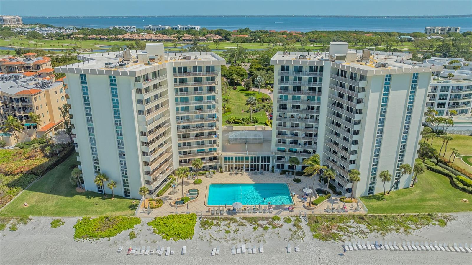 ISLANDER CLUB OF LONGBOAT - Residential