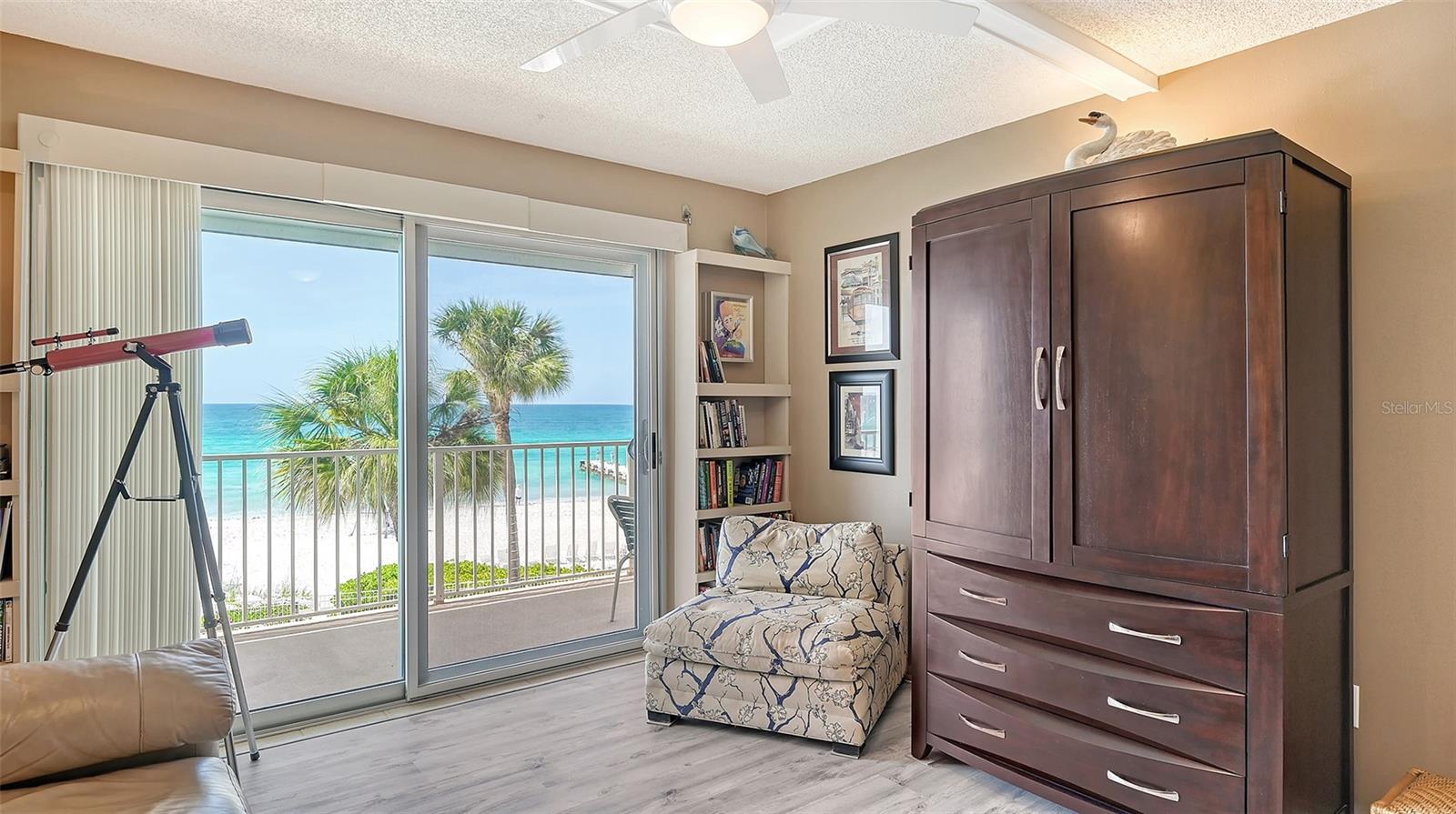 ISLANDER CLUB OF LONGBOAT - Residential