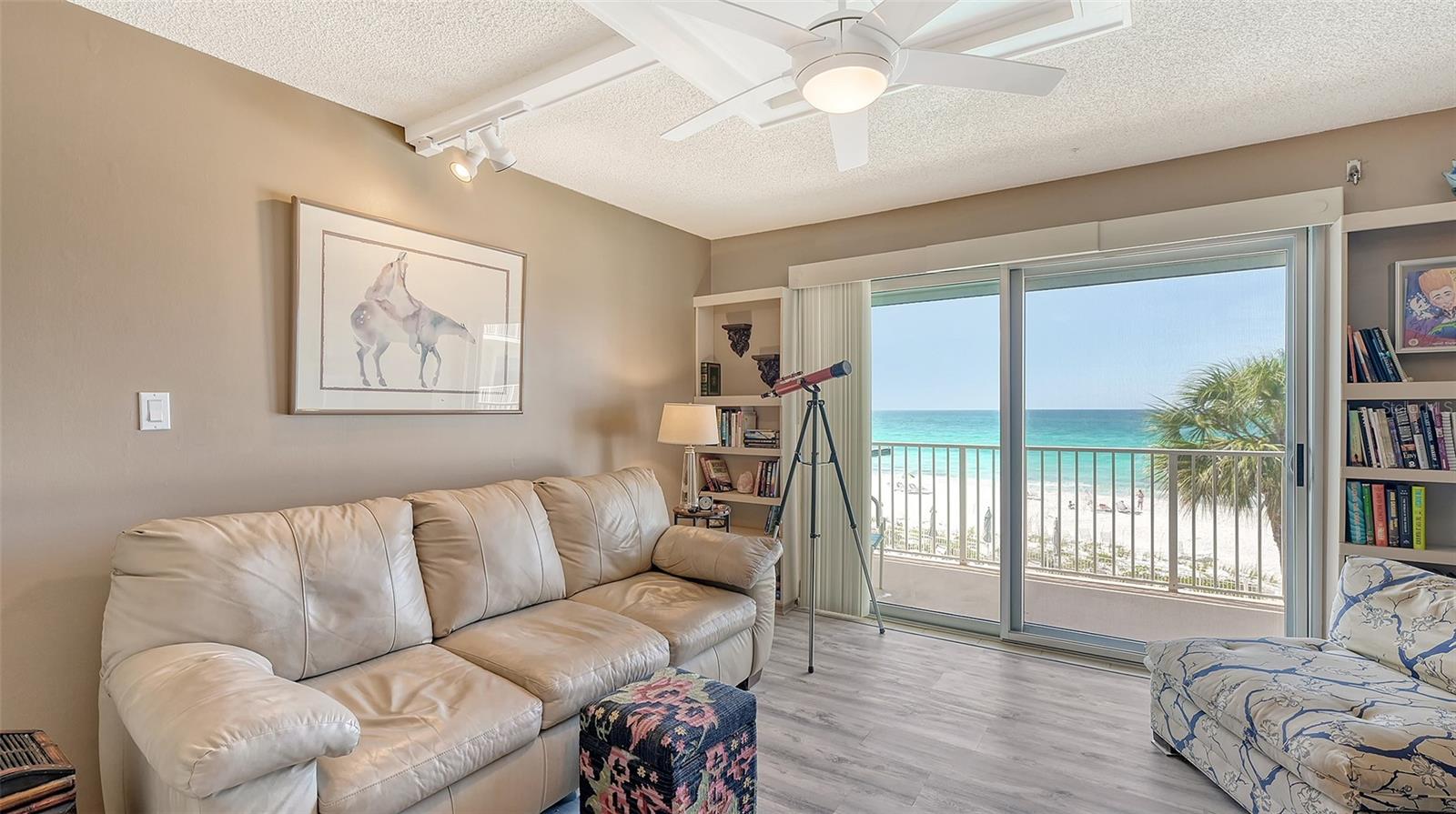 ISLANDER CLUB OF LONGBOAT - Residential