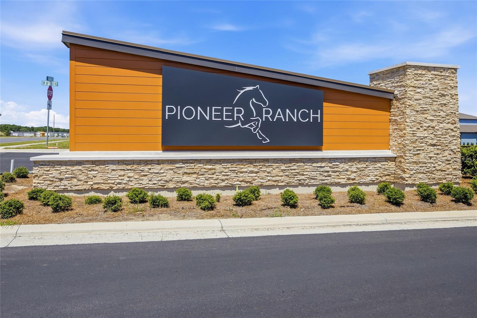 PIONEER RANCH - Residential