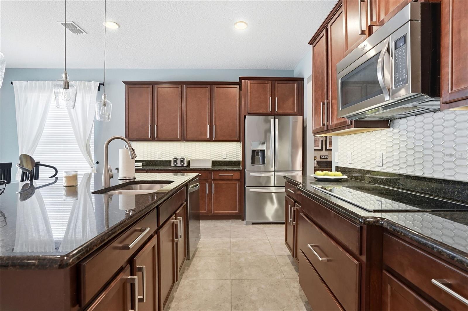 HARVEST LANDING - Residential