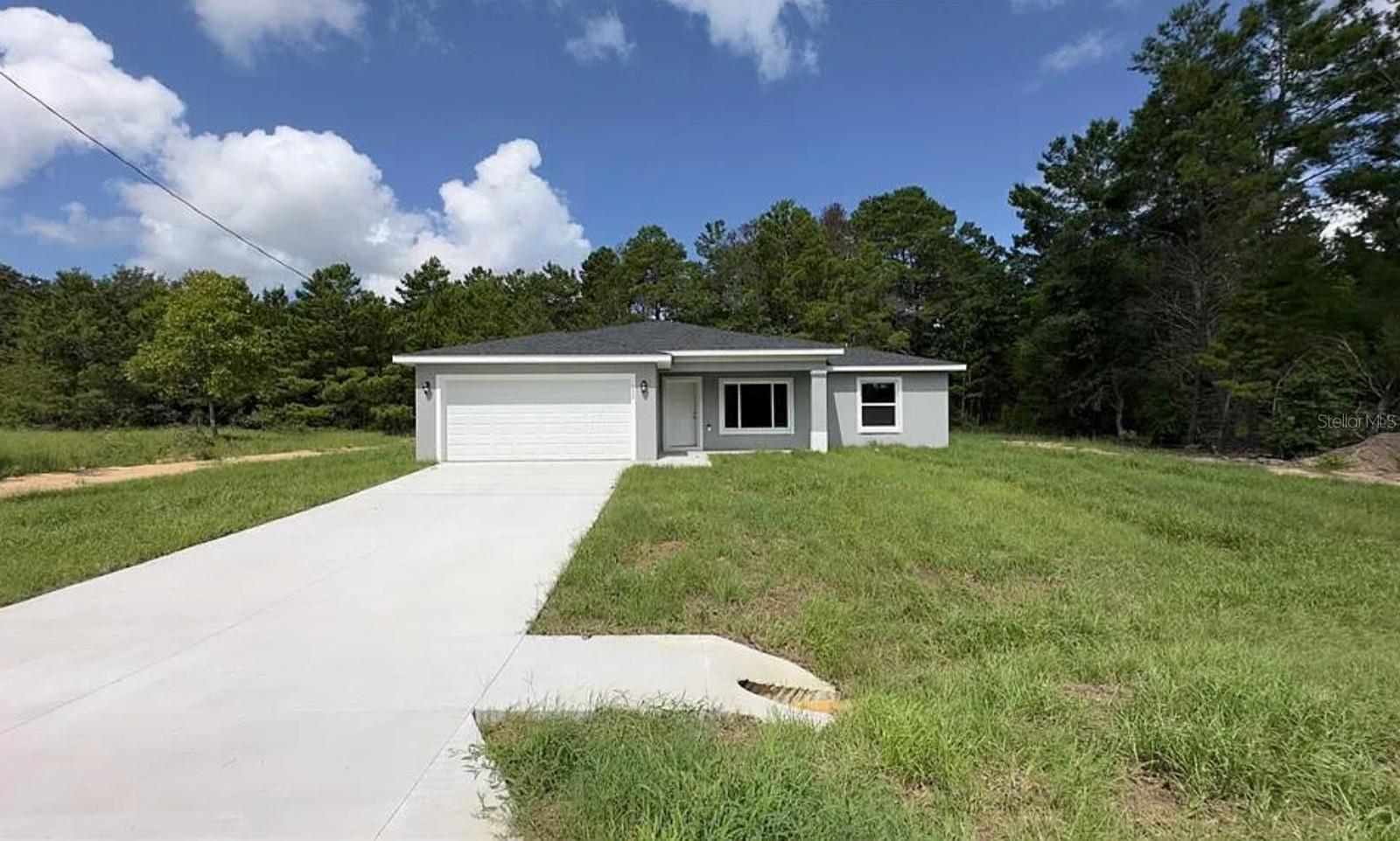 SILVER SPRINGS SHORES - Residential