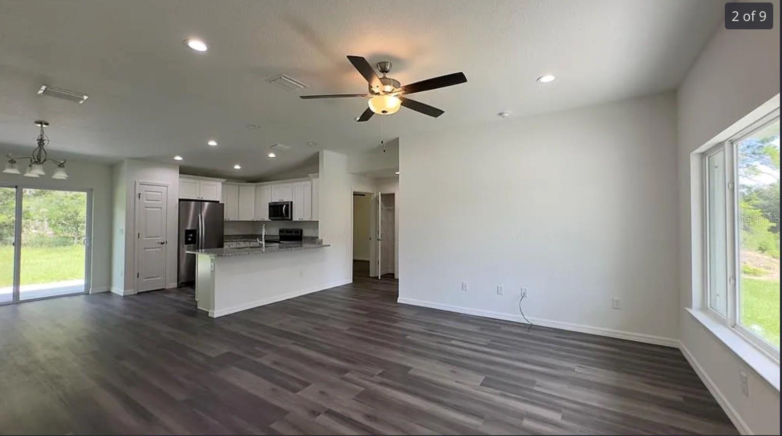 SILVER SPRINGS SHORES - Residential
