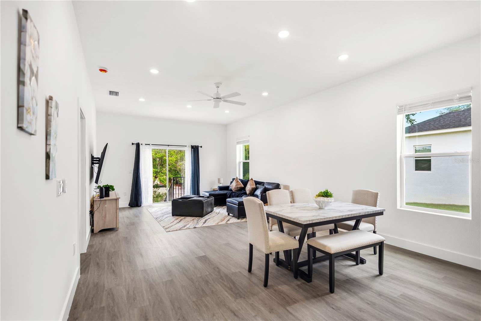 SPRING HILL - Residential Lease