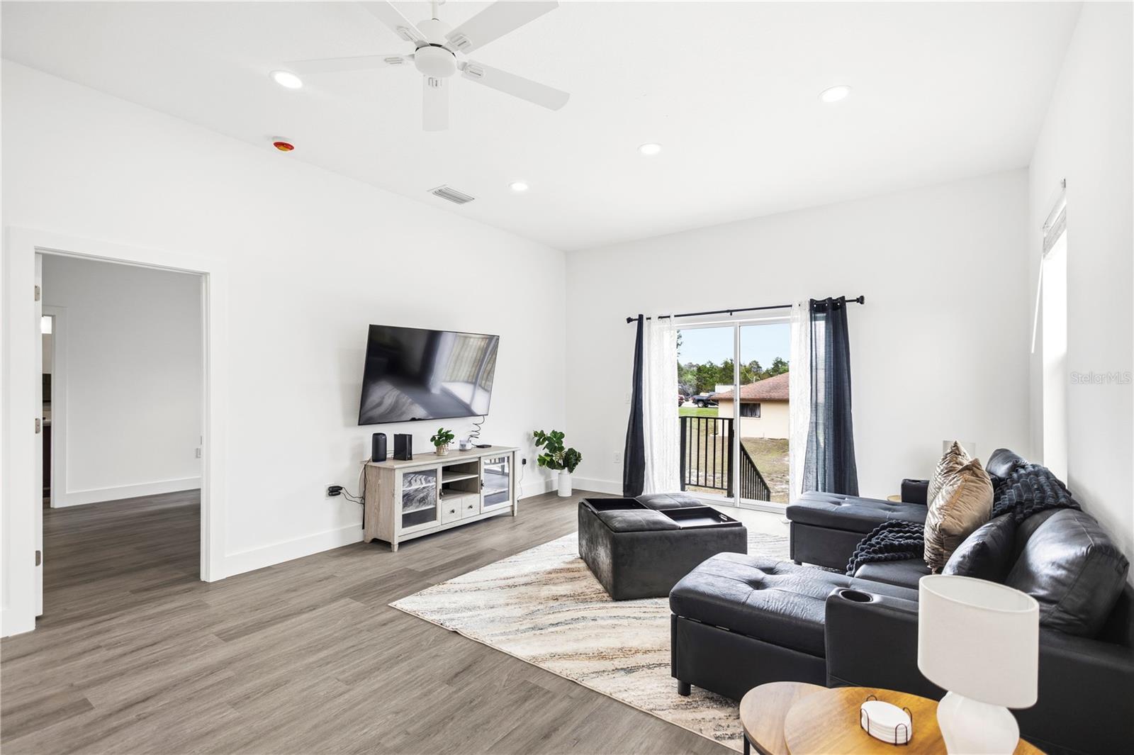 SPRING HILL - Residential Lease