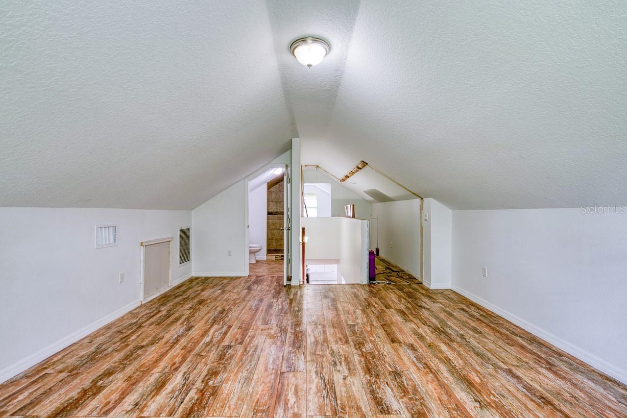 UNPLATTED - Residential