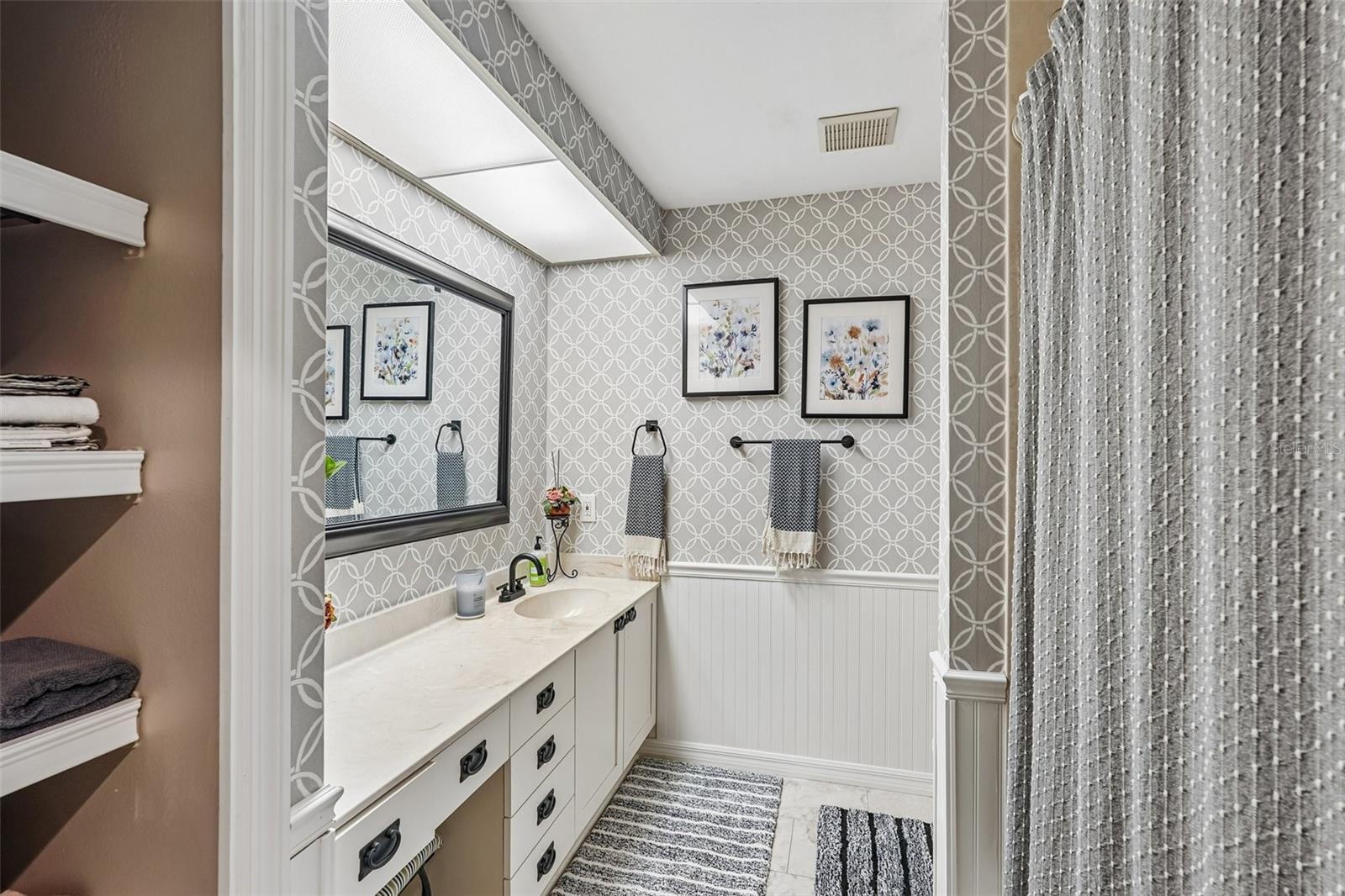 PIPERS WAITE - Residential