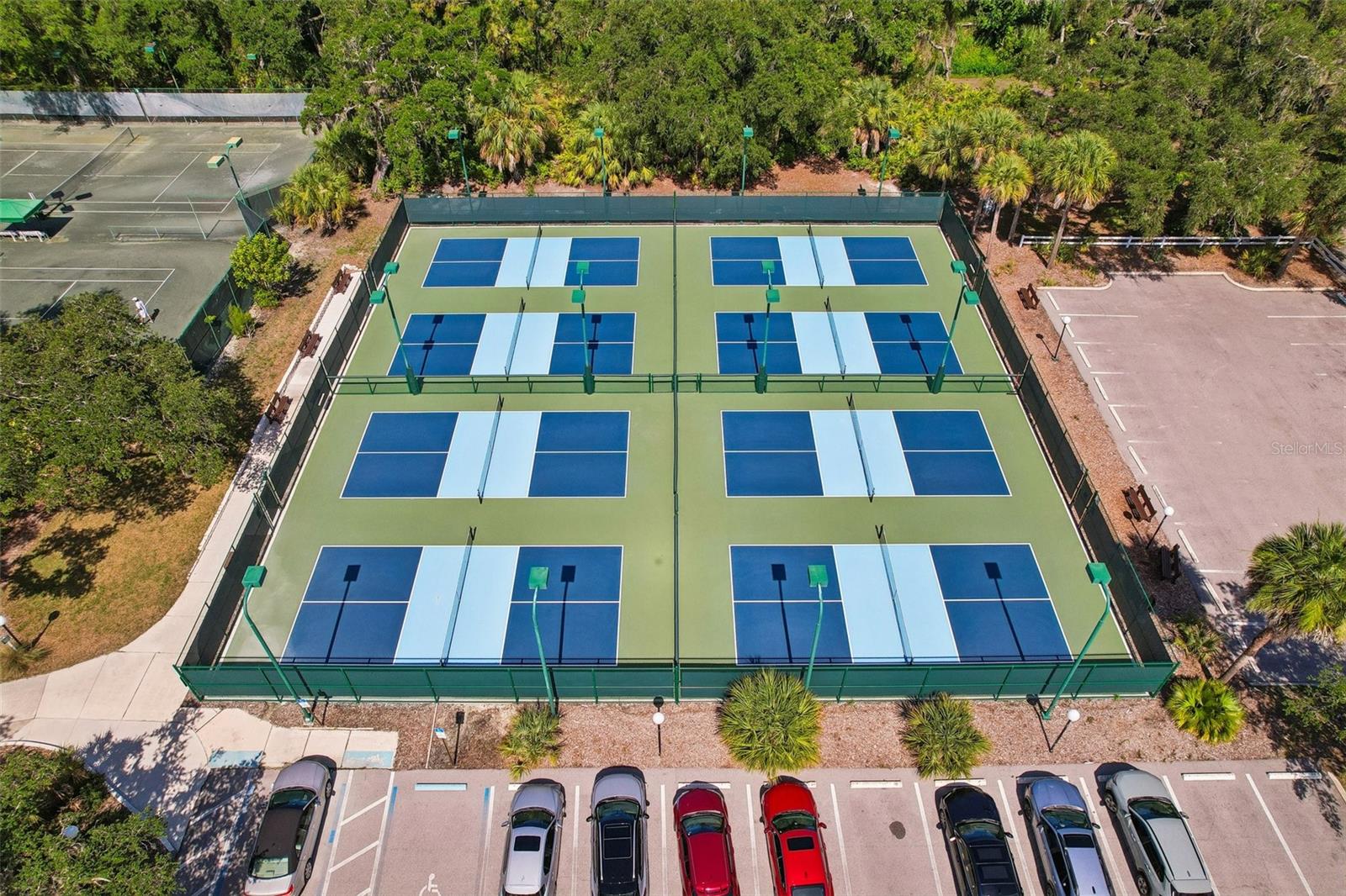 PIPERS WAITE - Residential