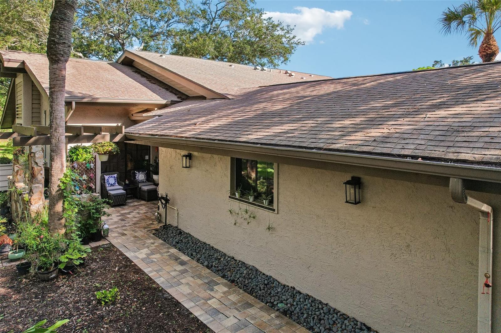 PIPERS WAITE - Residential