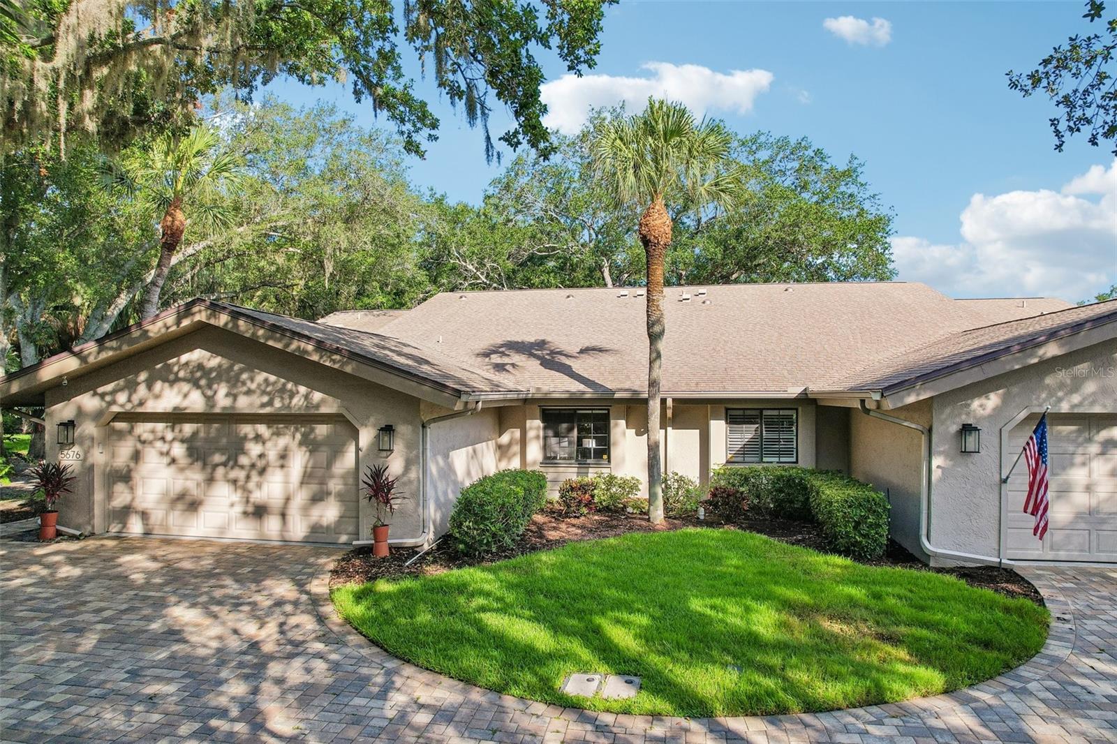 PIPERS WAITE - Residential