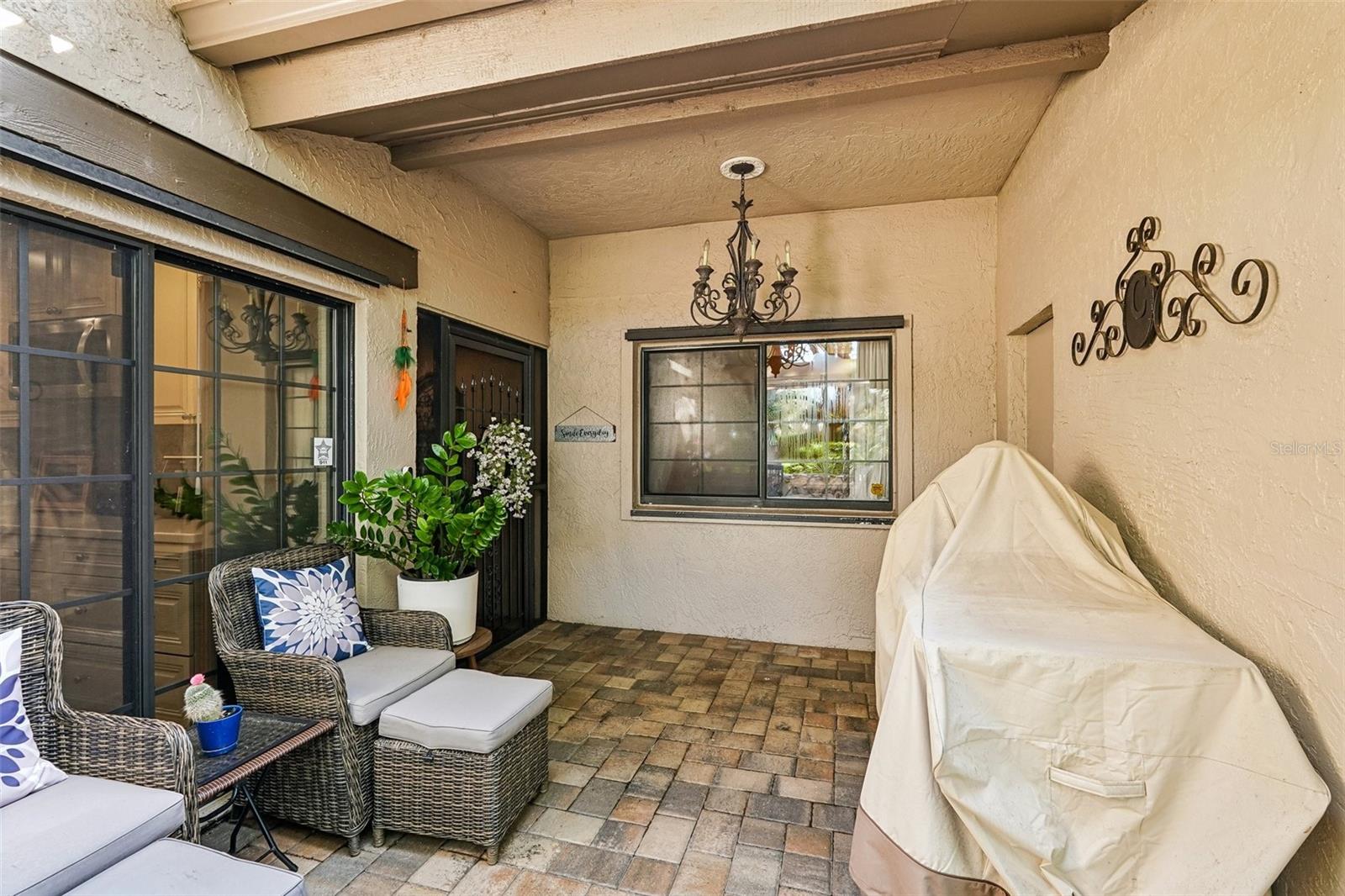 PIPERS WAITE - Residential