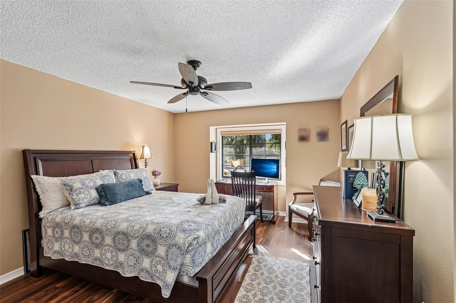 PIPERS WAITE - Residential