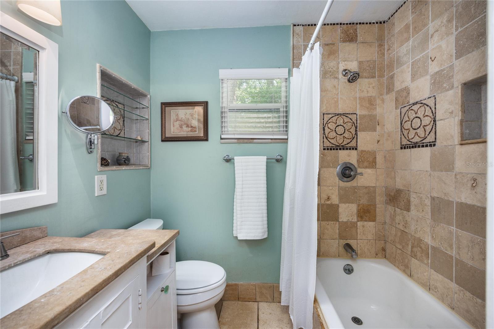 SUNNY ACRES - Residential