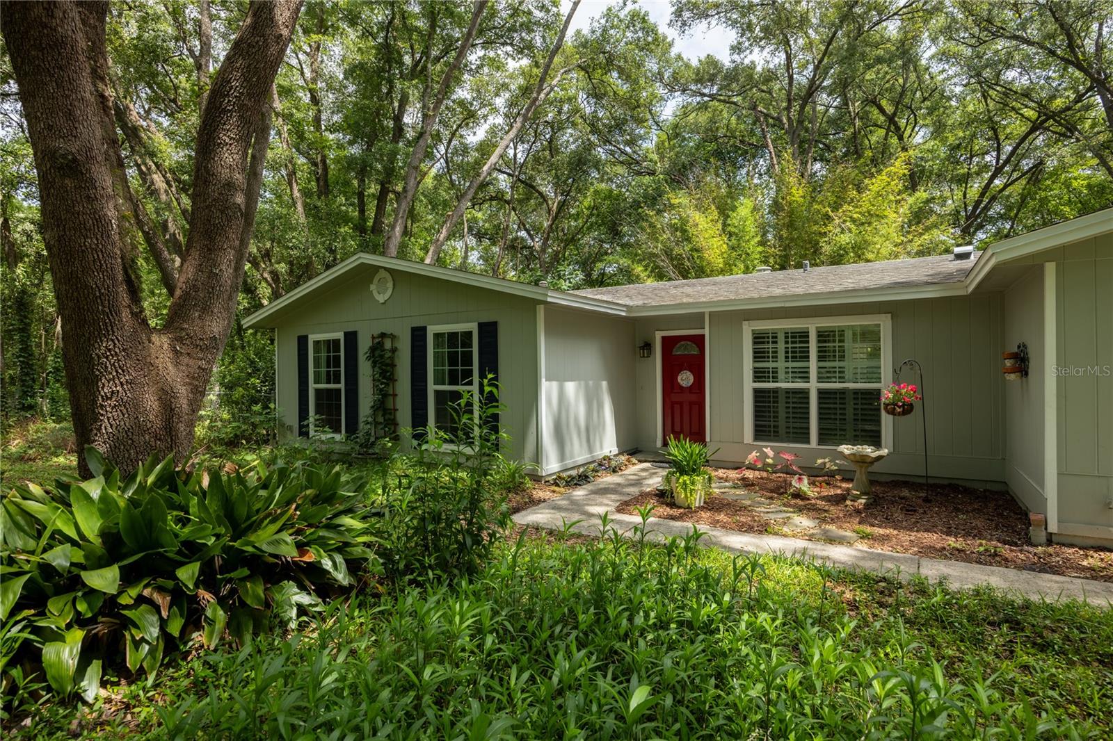 SUNNY ACRES - Residential