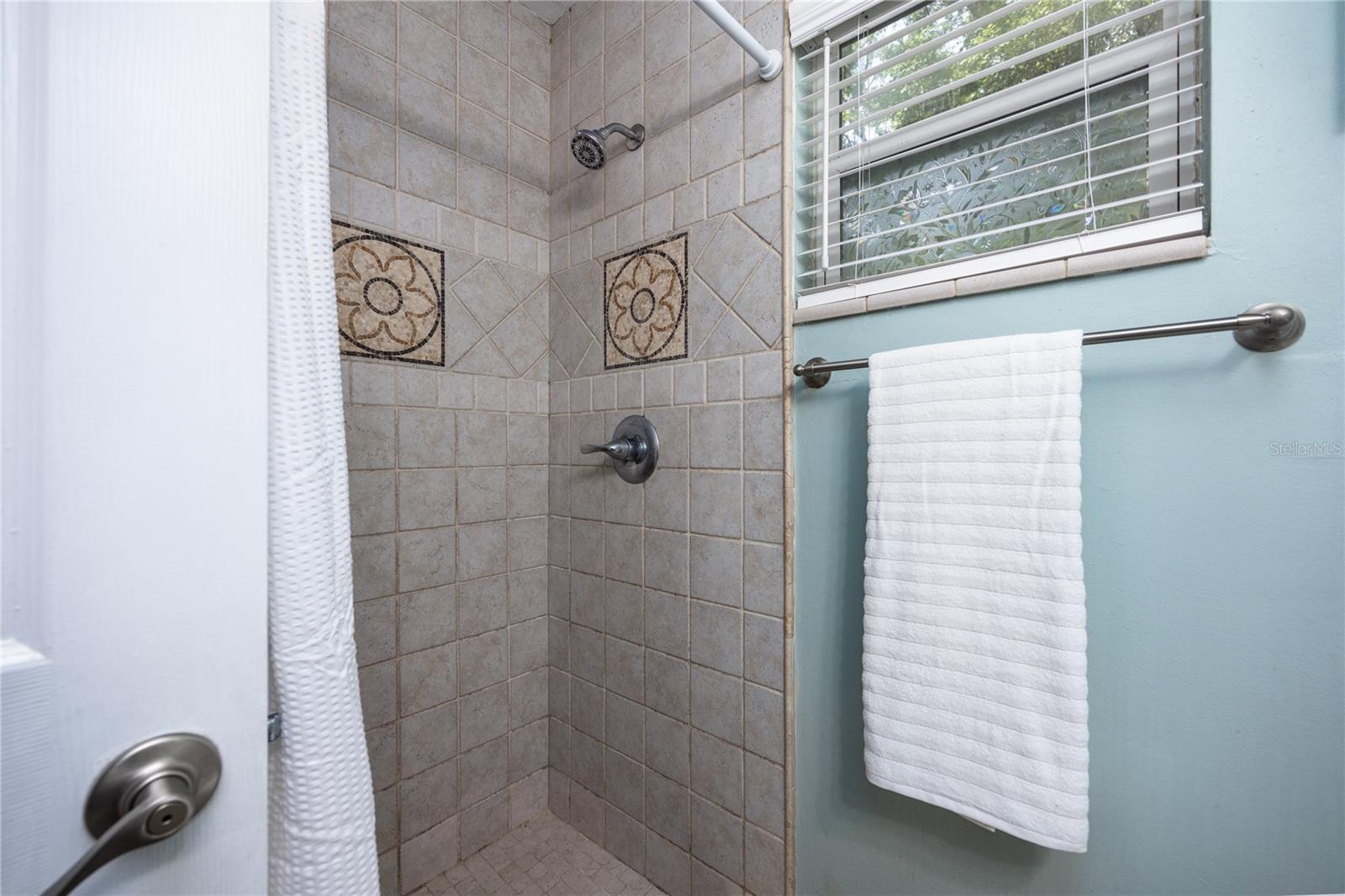 SUNNY ACRES - Residential