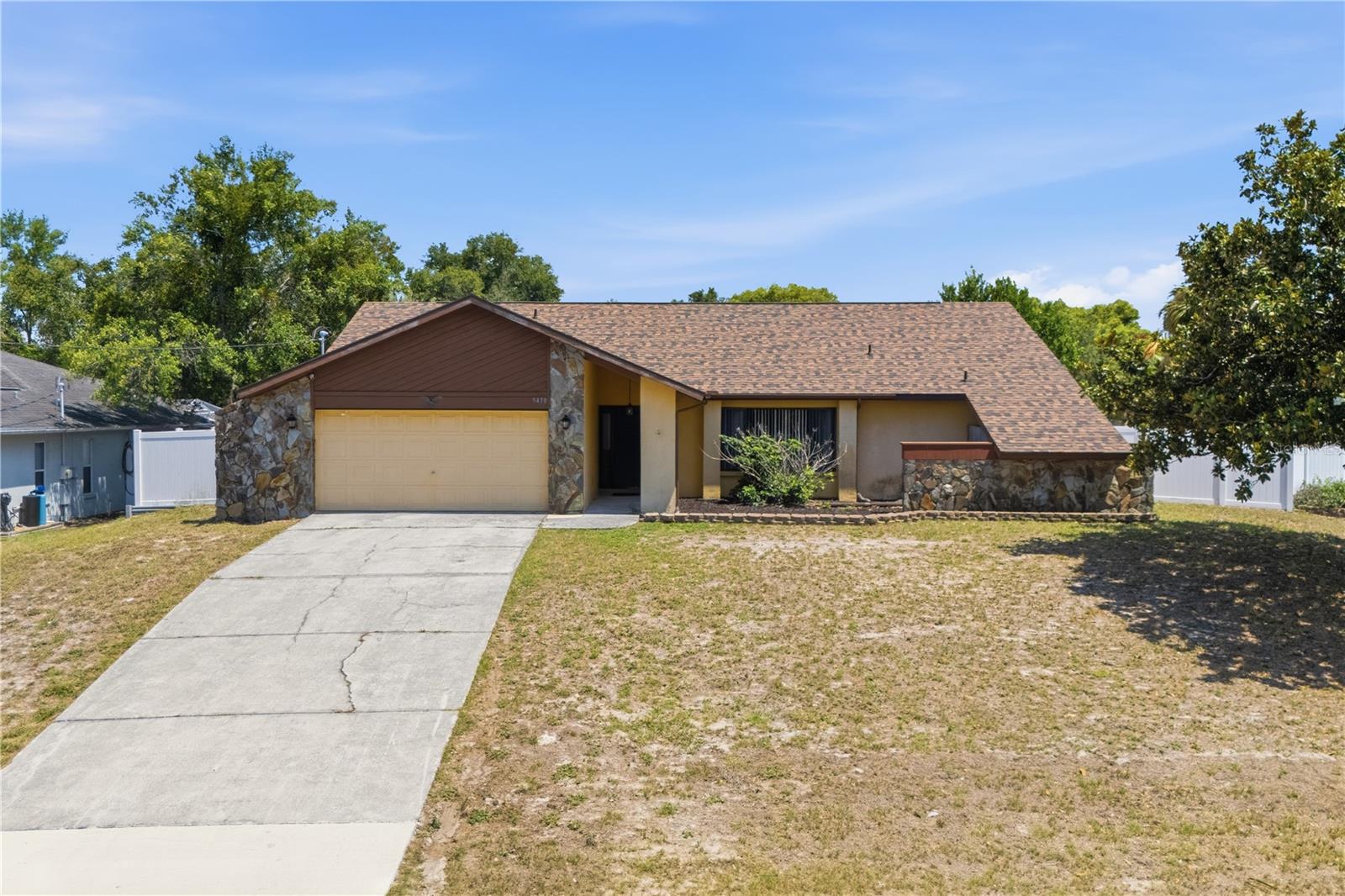 SPRING HILL - Residential