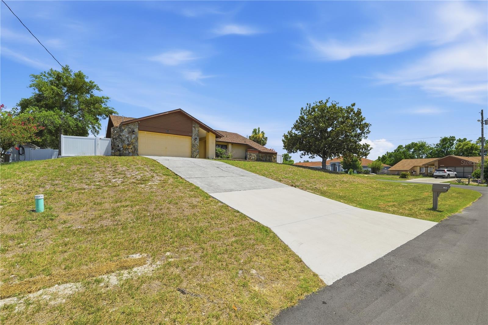 SPRING HILL - Residential