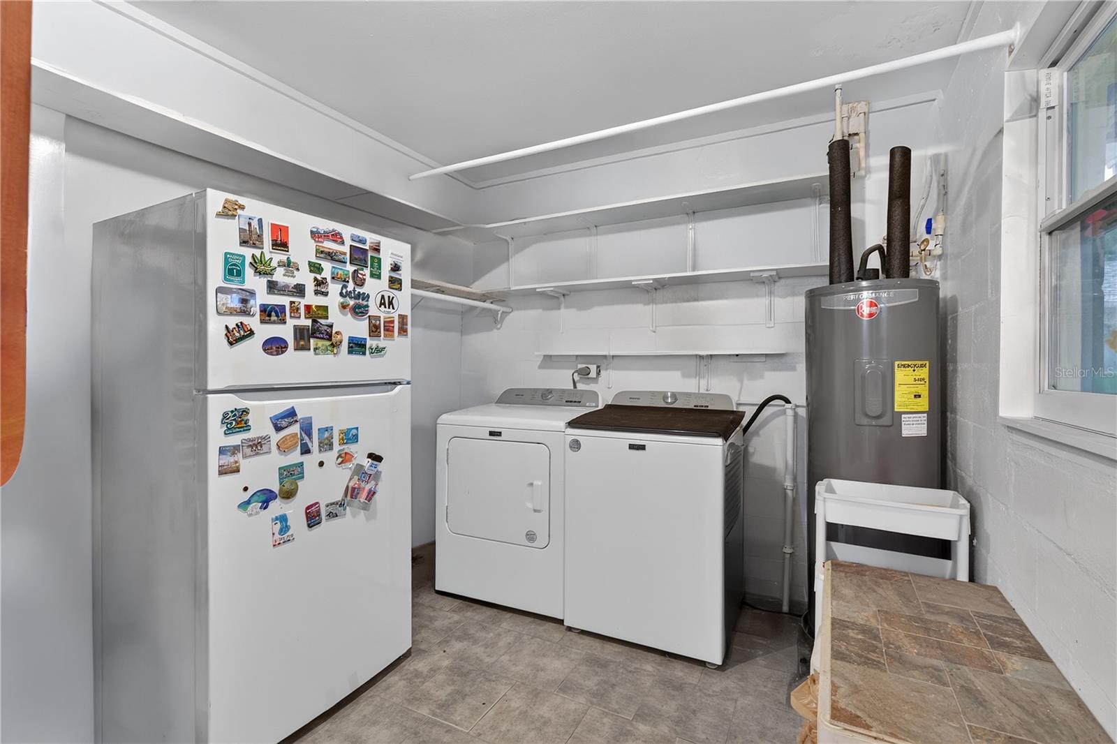 BAY CREST PARK UNIT 01 - Residential