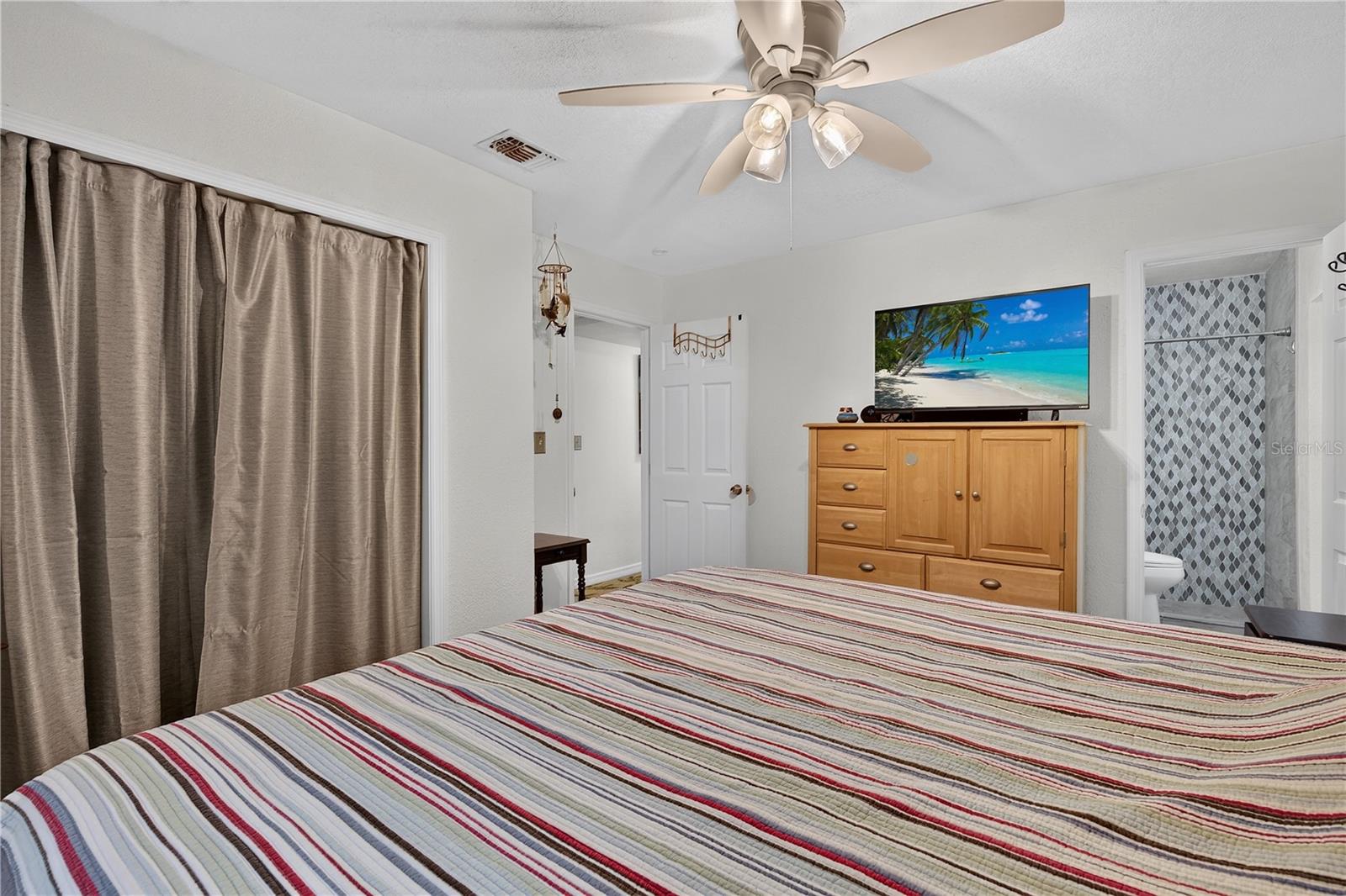BAY CREST PARK UNIT 01 - Residential