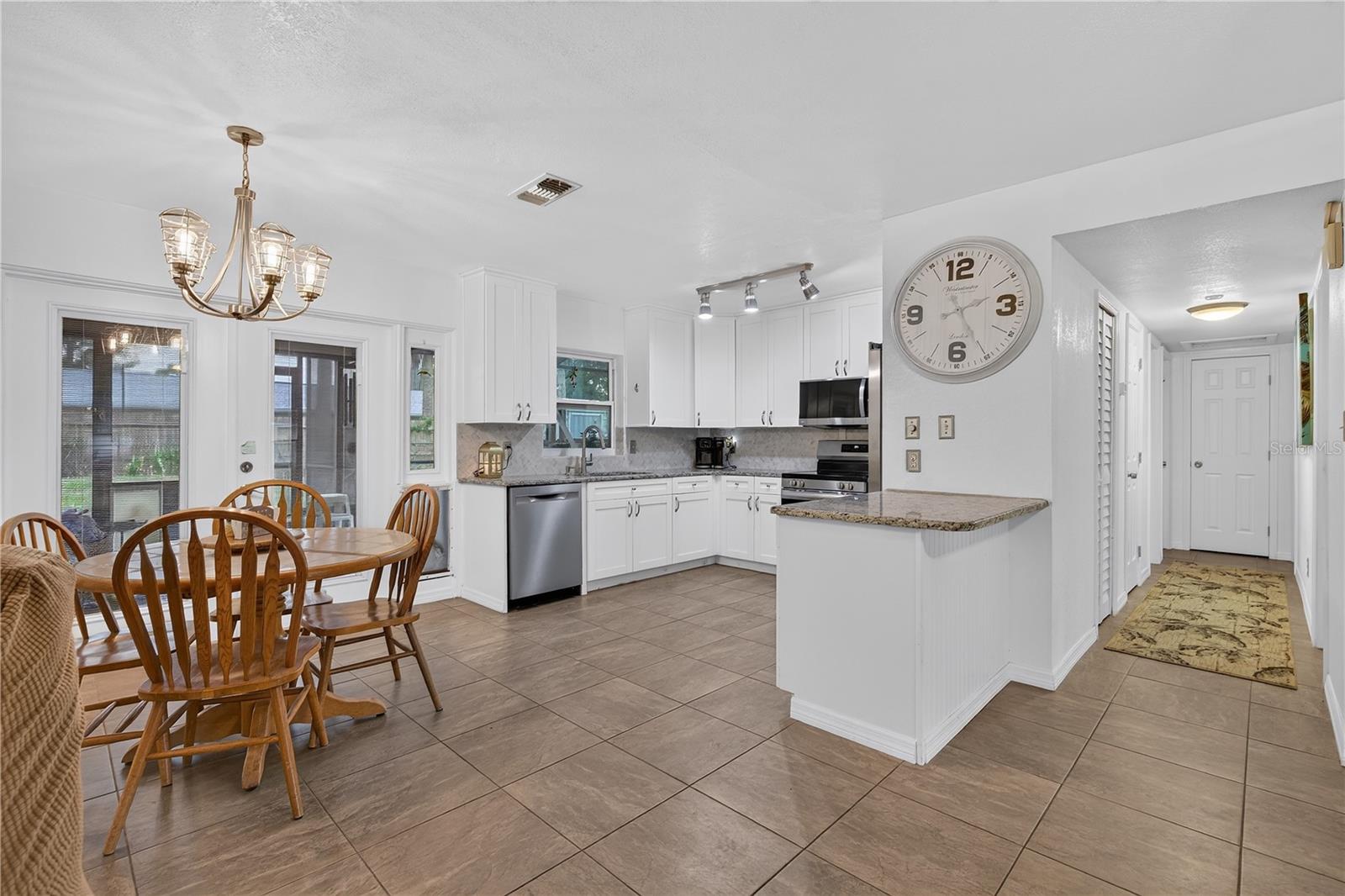 BAY CREST PARK UNIT 01 - Residential