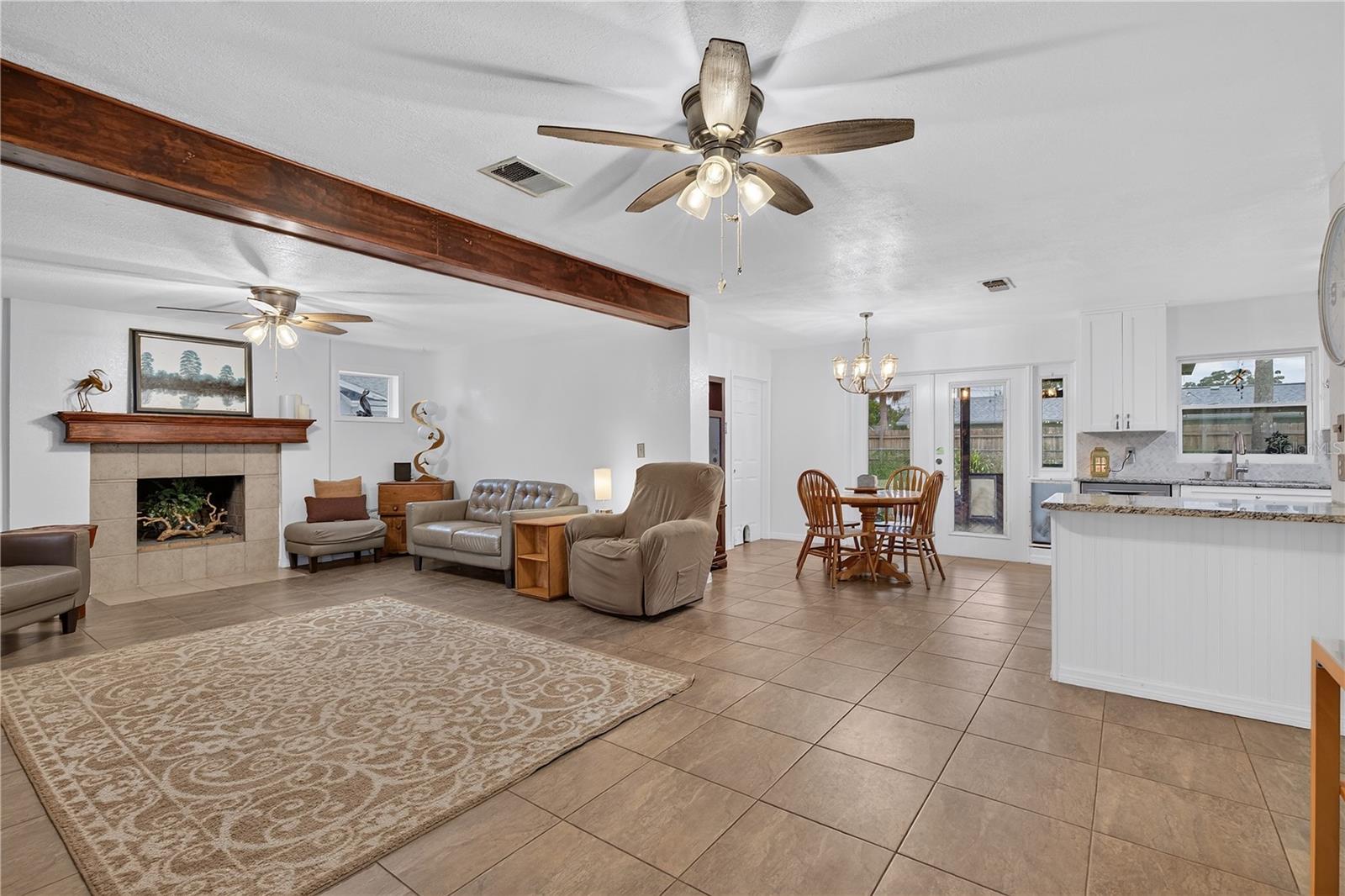 BAY CREST PARK UNIT 01 - Residential