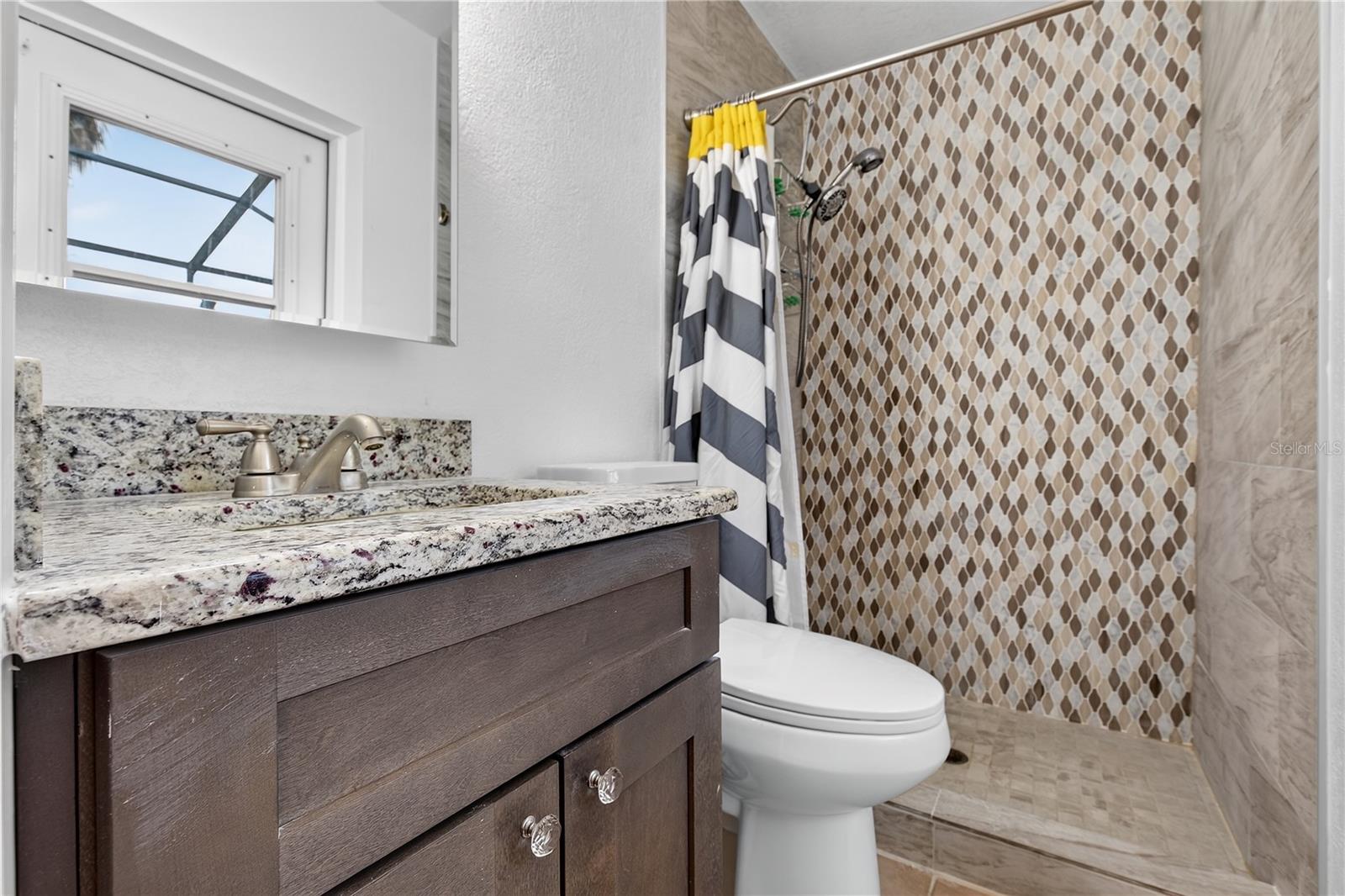 BAY CREST PARK UNIT 01 - Residential