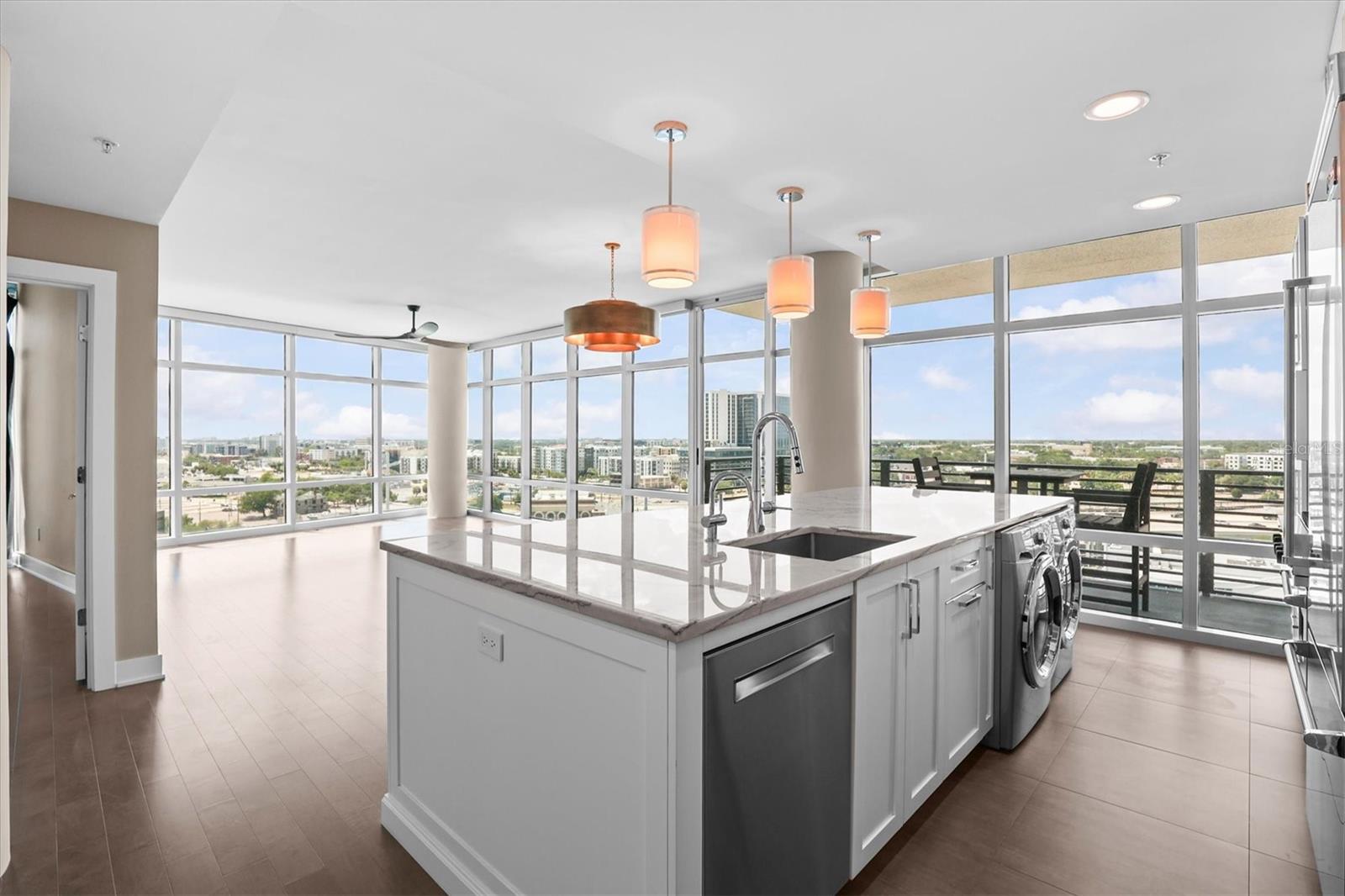 GRAND CENTRAL AT KENNEDY RESID - Residential