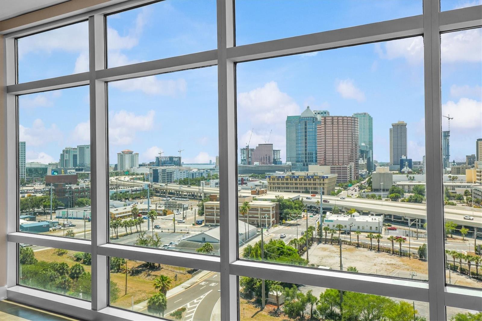 GRAND CENTRAL AT KENNEDY RESID - Residential