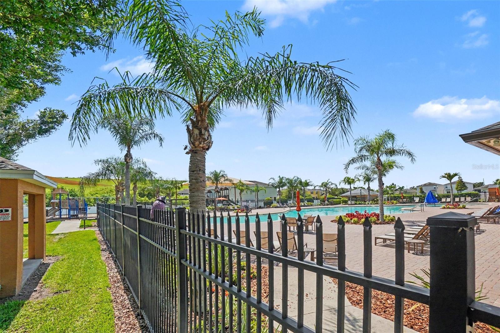 AYERSWORTH GLEN - Residential