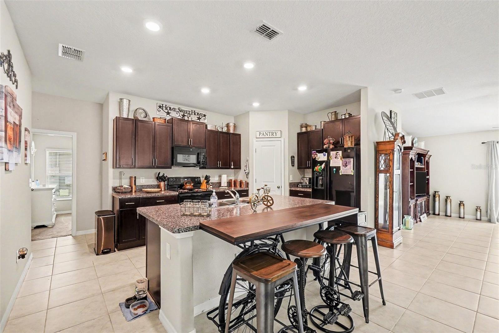 AYERSWORTH GLEN - Residential