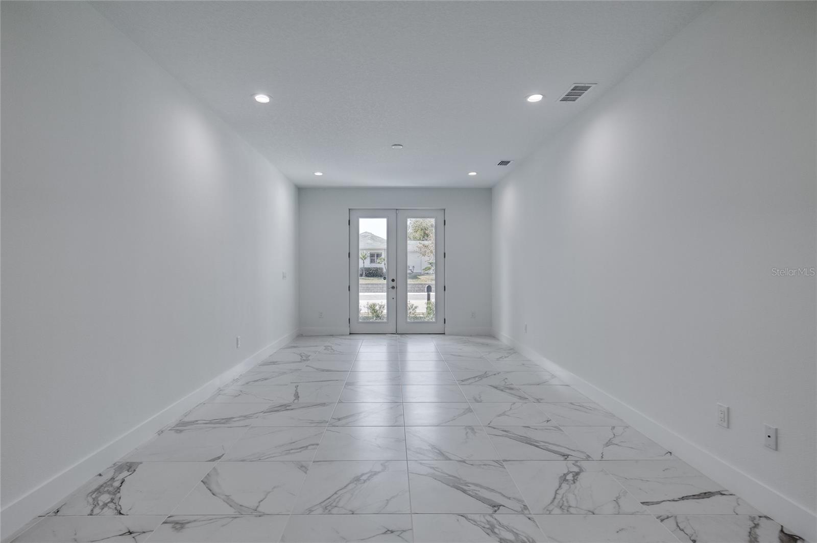 MEMENTO - Residential