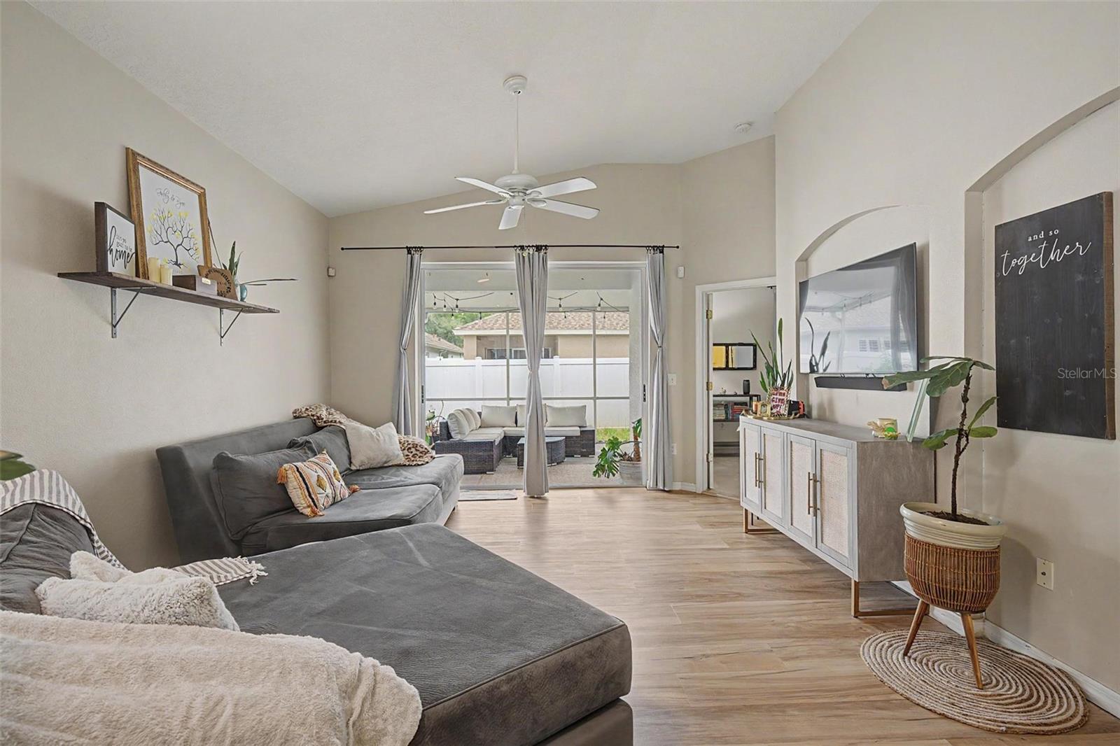 OAKSTEAD PRCL 06 UNIT 01 PRCL 07 - Residential
