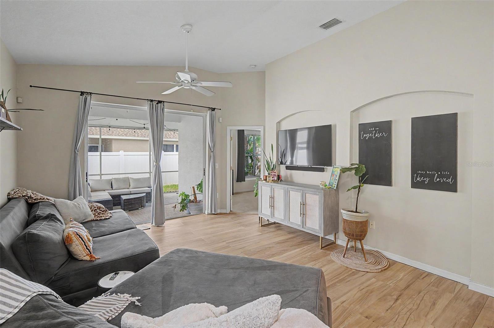 OAKSTEAD PRCL 06 UNIT 01 PRCL 07 - Residential