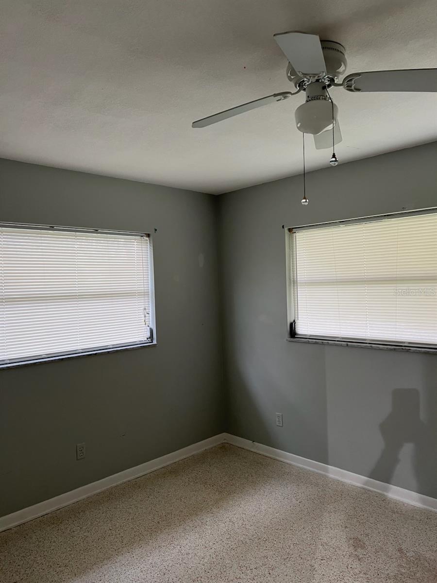 HARBOR VIEW VILLAS 1ST ADD - Residential Lease