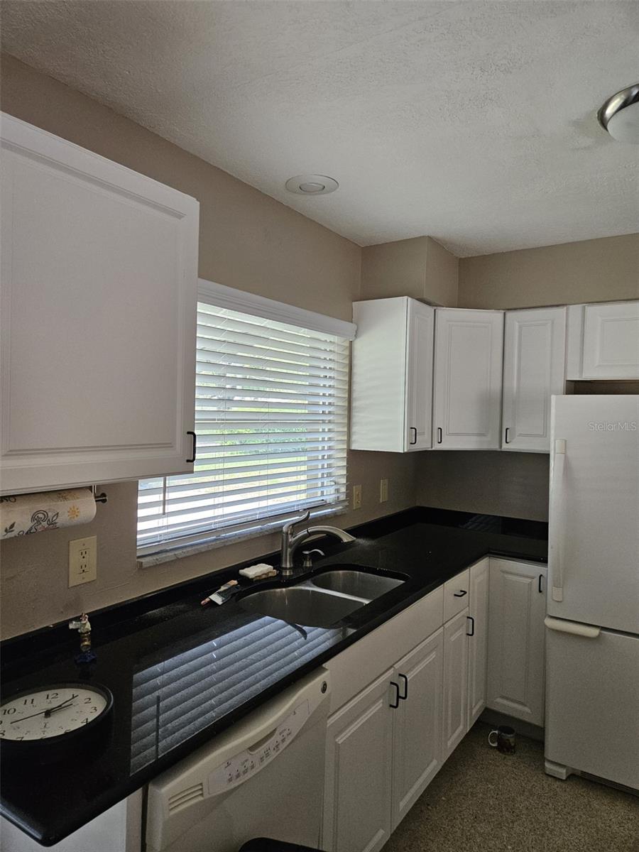HARBOR VIEW VILLAS 1ST ADD - Residential Lease
