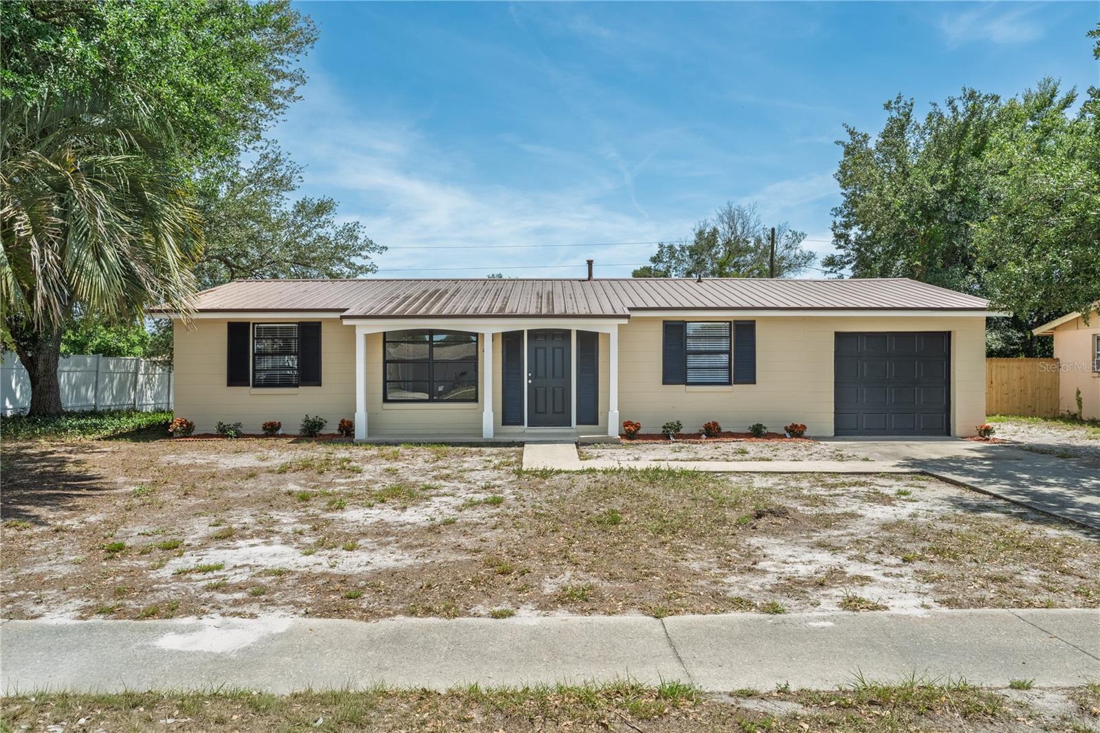 DELTONA LAKES UNIT 32 - Residential