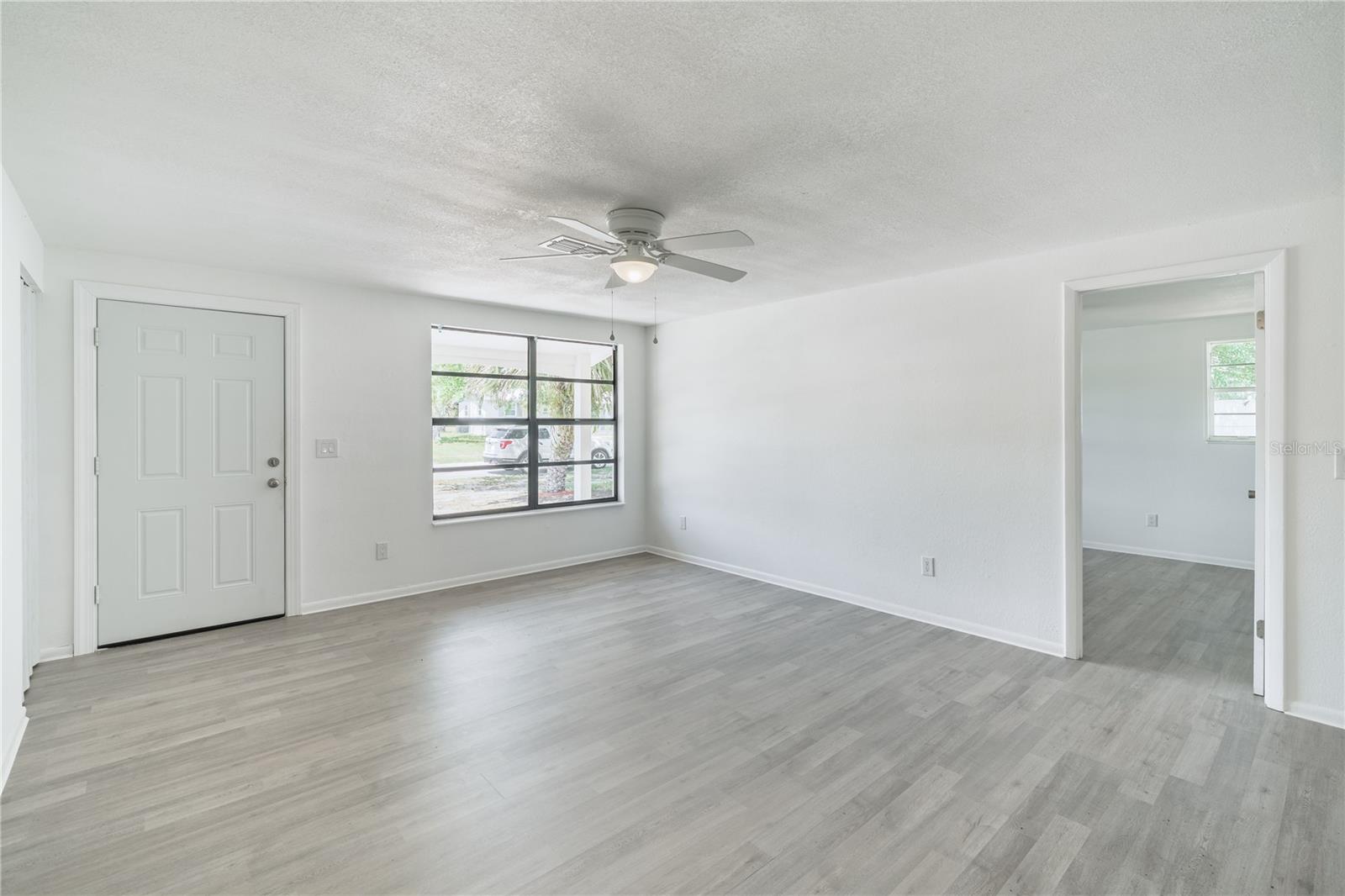 DELTONA LAKES UNIT 32 - Residential