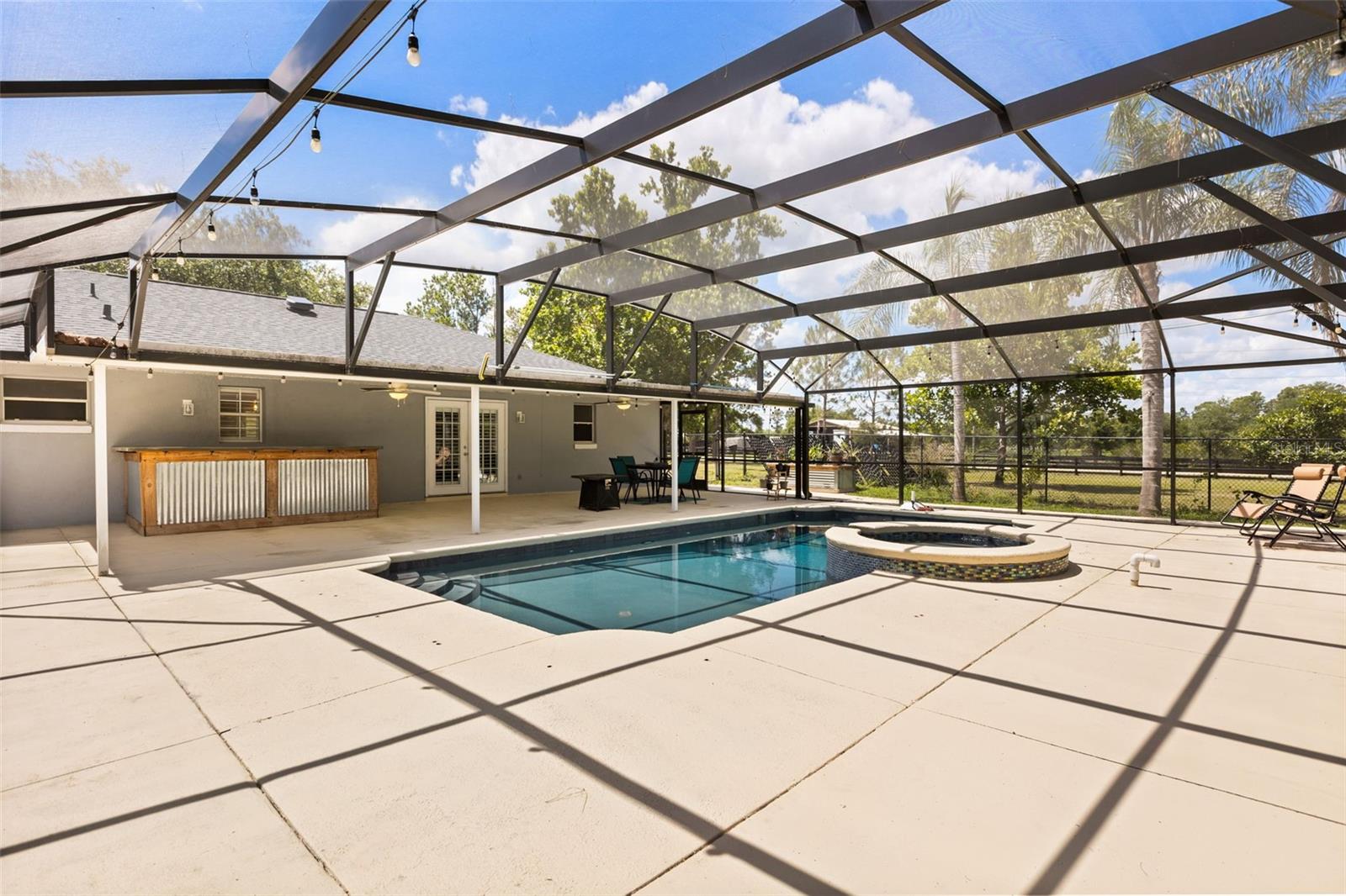 ACREAGE & UNREC - Residential