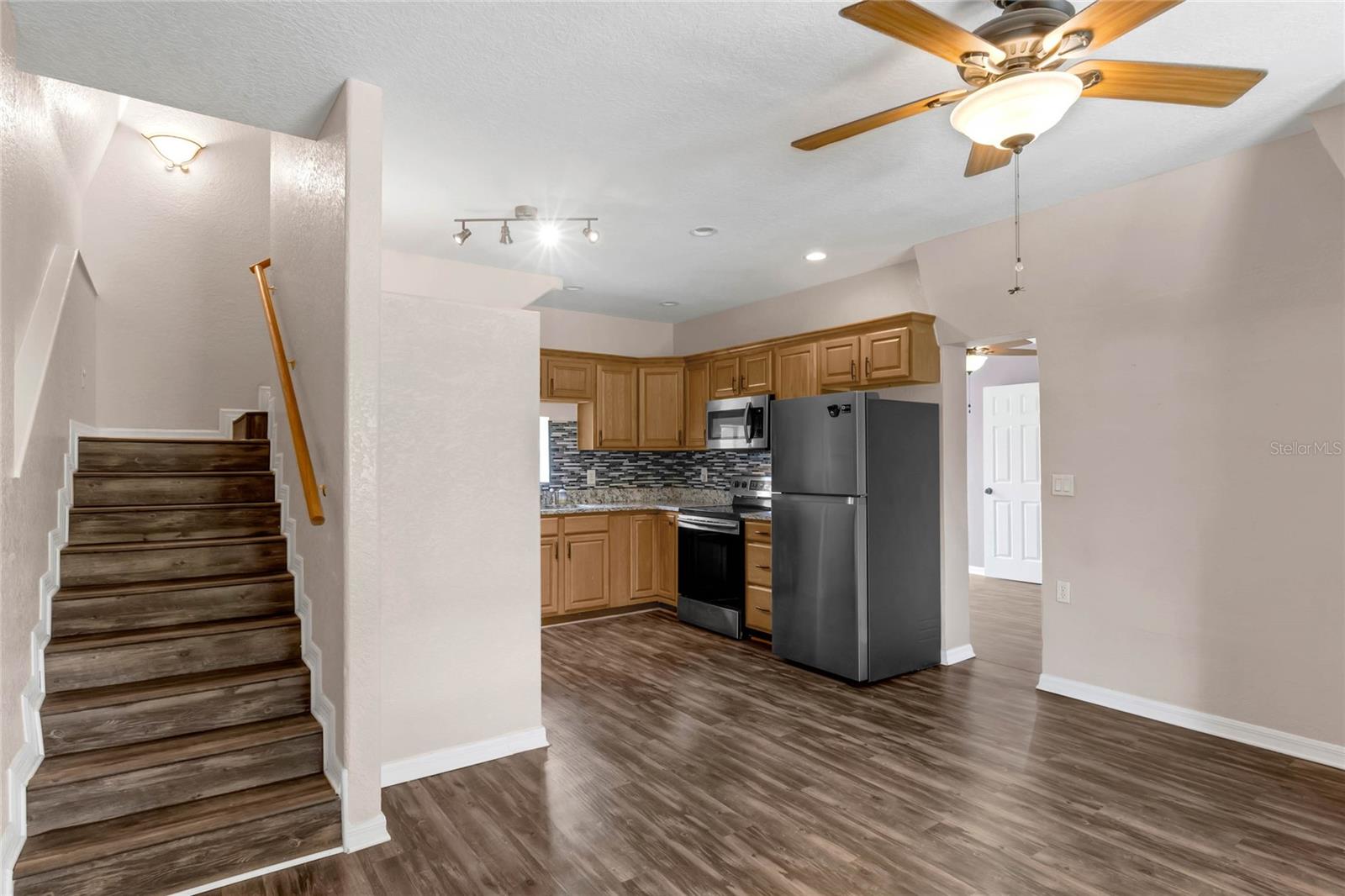 ACREAGE & UNREC - Residential