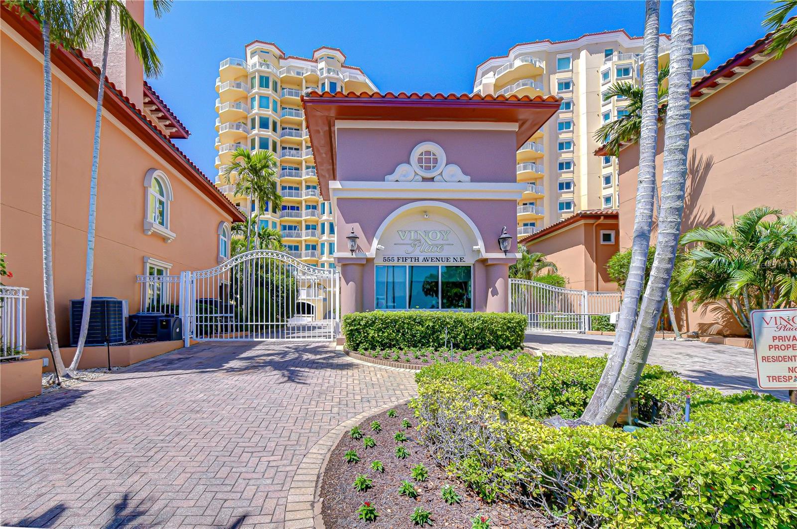 VINOY PLACE CONDO - Residential