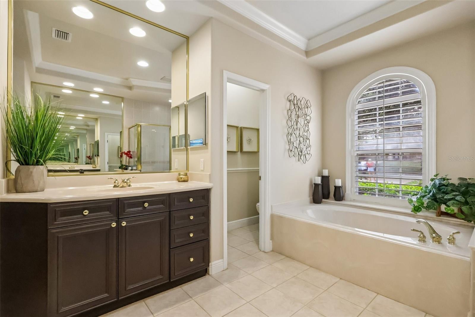 ALAQUA LAKES PH 1 - Residential