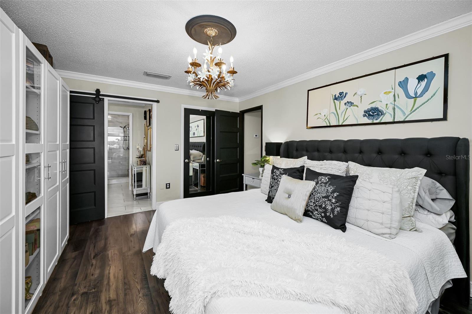 HARBOUR CLUB CONDO 3 - Residential