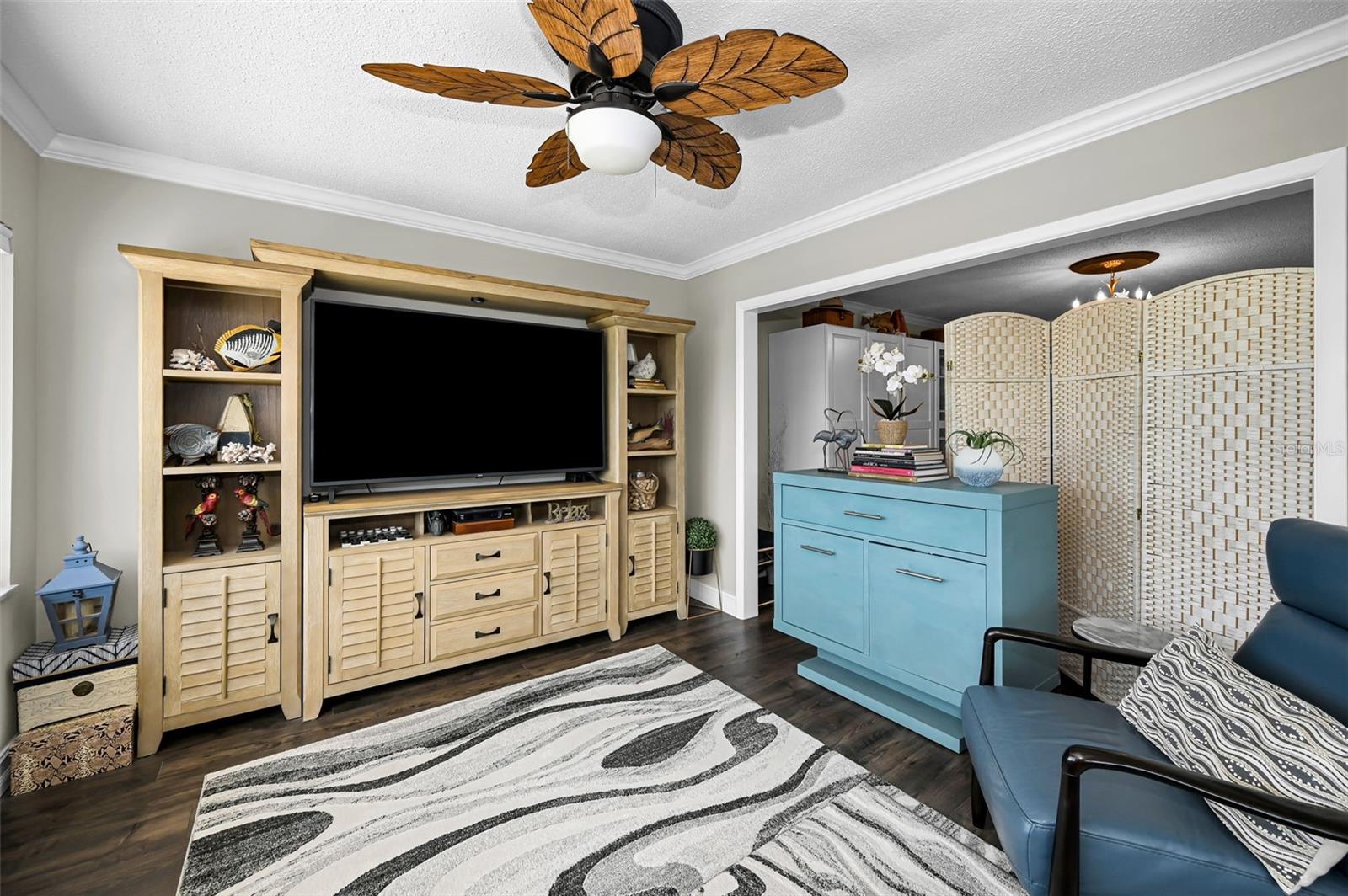 HARBOUR CLUB CONDO 3 - Residential
