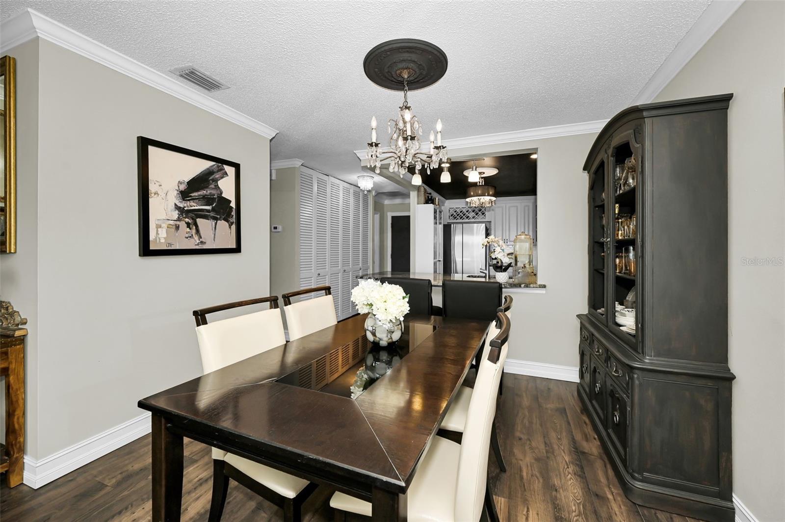 HARBOUR CLUB CONDO 3 - Residential