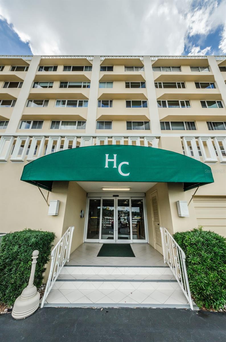 HARBOUR CLUB CONDO 3 - Residential