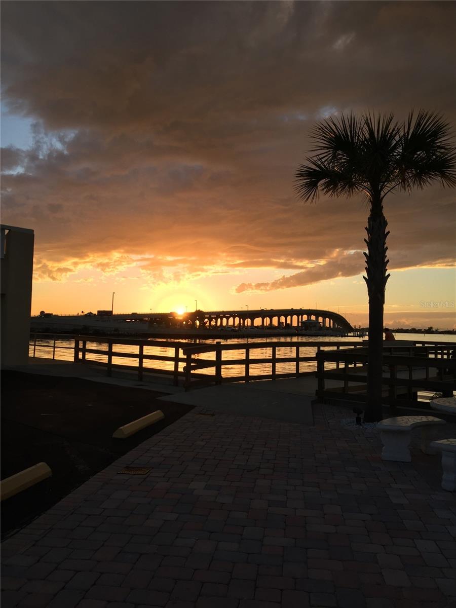 HARBOUR CLUB CONDO 3 - Residential