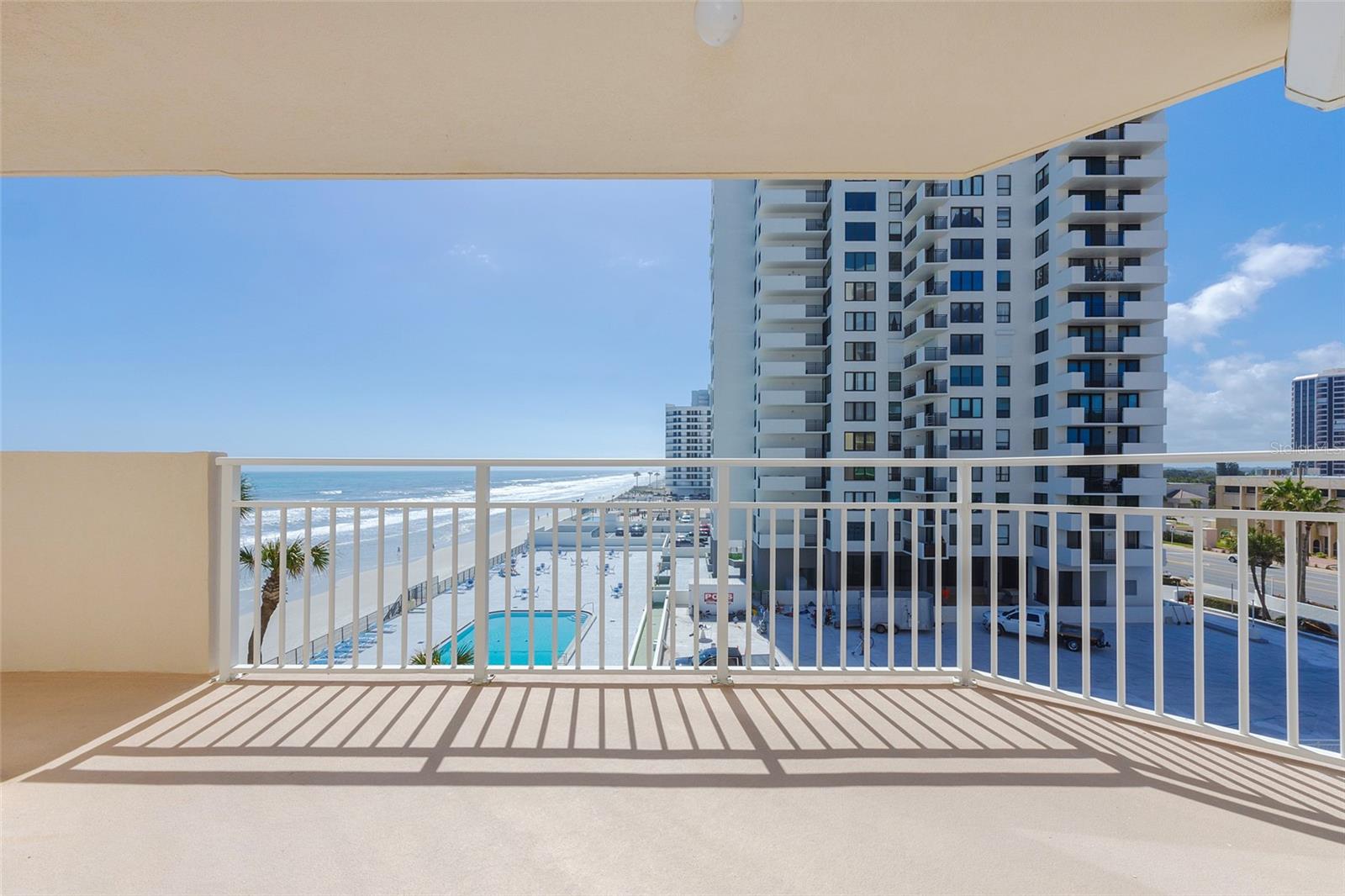 OCEANS 06 CONDO - Residential