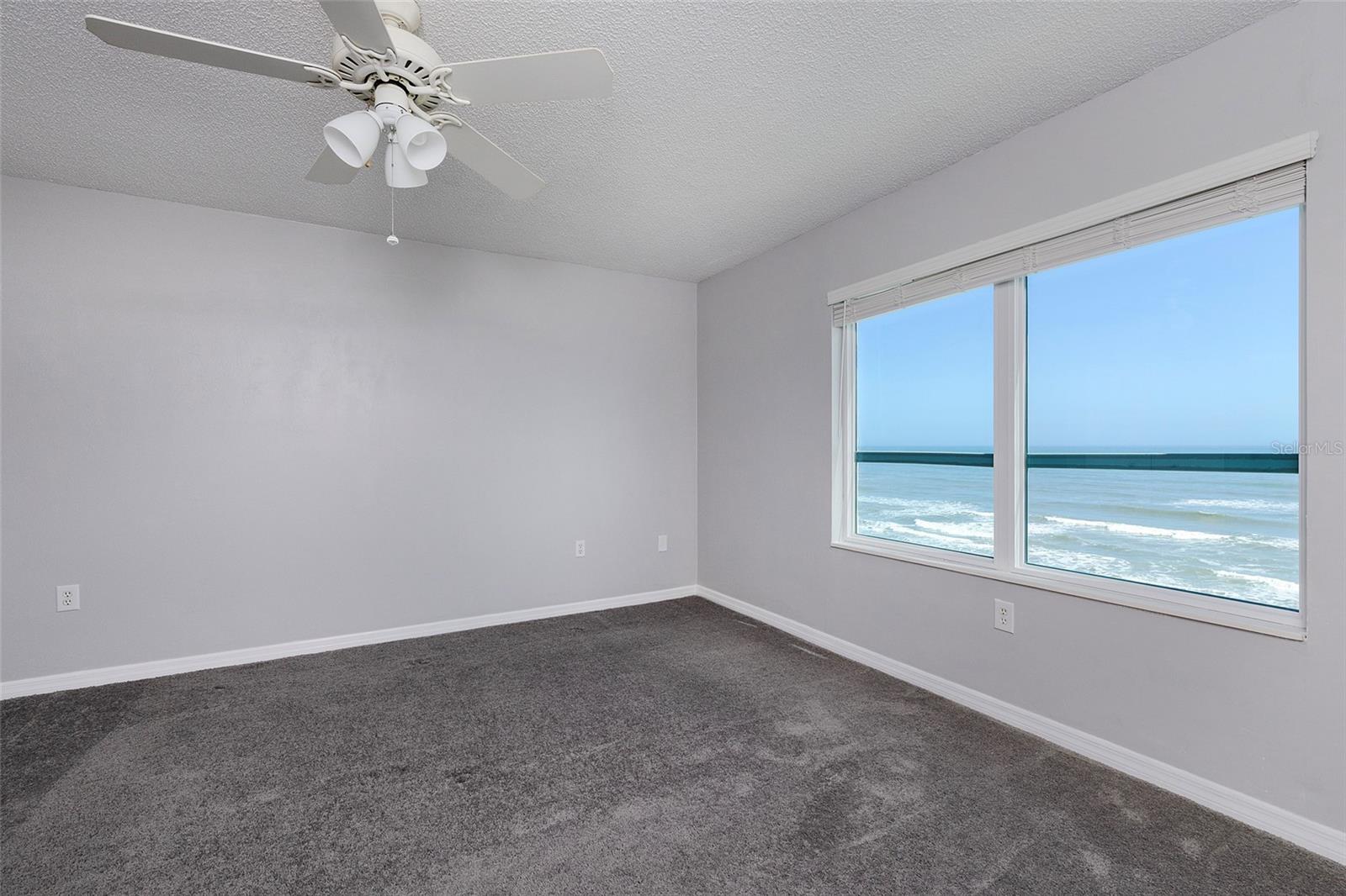 OCEANS 06 CONDO - Residential