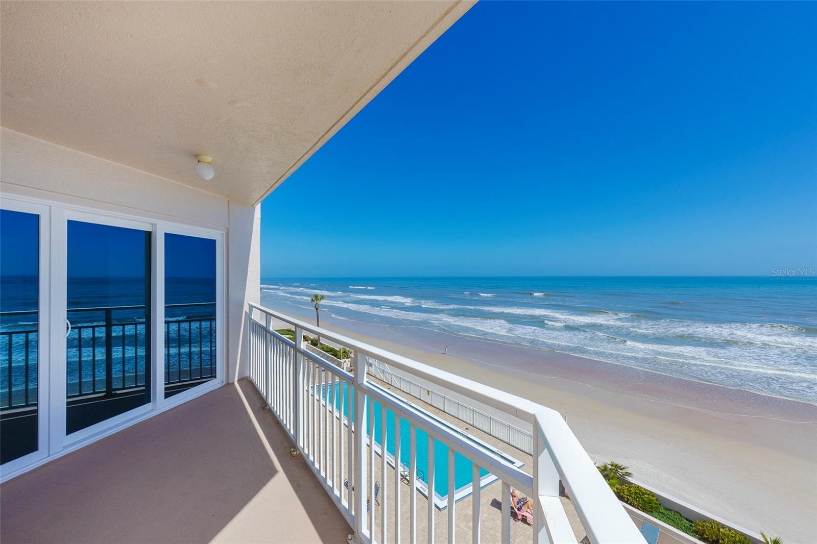 OCEANS 06 CONDO - Residential