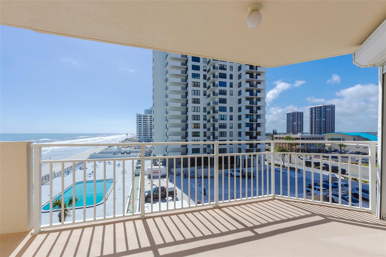 OCEANS 06 CONDO - Residential